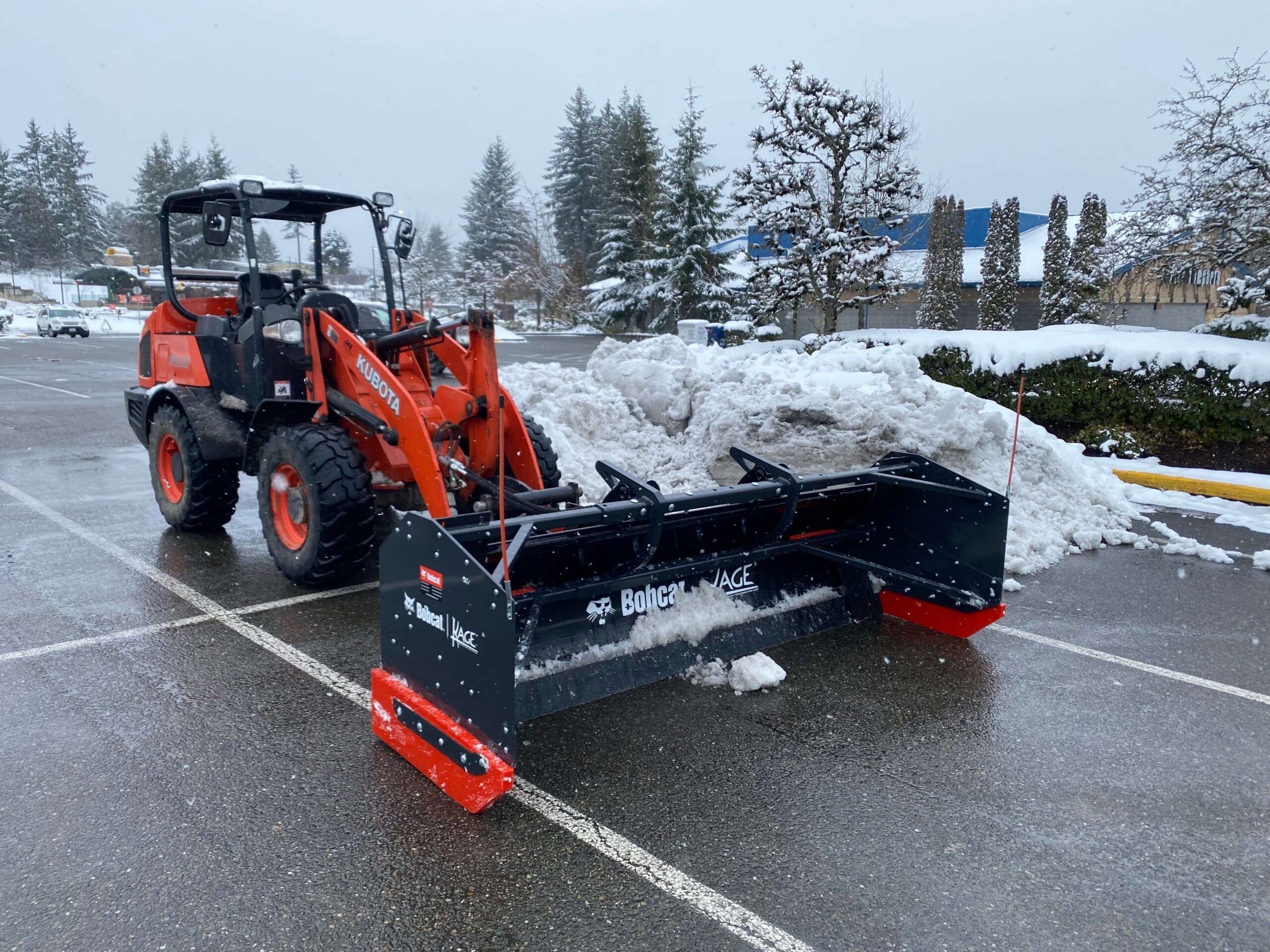cpc-landscaping-commercial-snow-plowing-olympia-parking-lot (1)